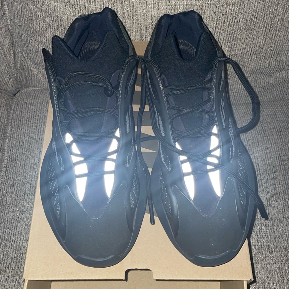 Size 11 used Yeezy 700